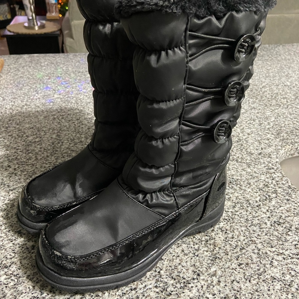Totes Snow Boots